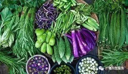 有機食品、綠色食品和無公害農(nóng)產(chǎn)品 如何辨別餐桌上的“身份標簽”？